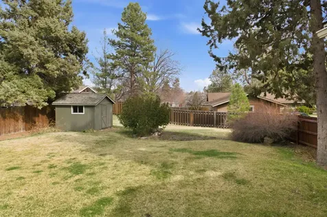 21060 Woodhaven Avenue Bend OR 97702