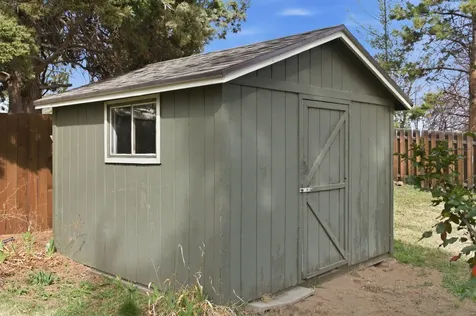 21060 Woodhaven Avenue Bend OR 97702