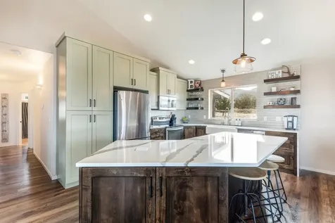 12110 SW Riggs Road Powell Butte OR 97753