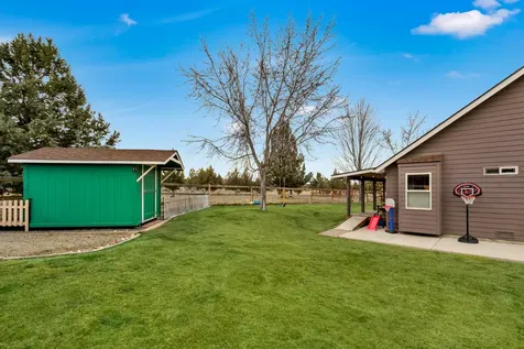 12110 SW Riggs Road Powell Butte OR 97753