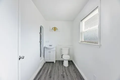 1808 Spring Street Medford OR 97504