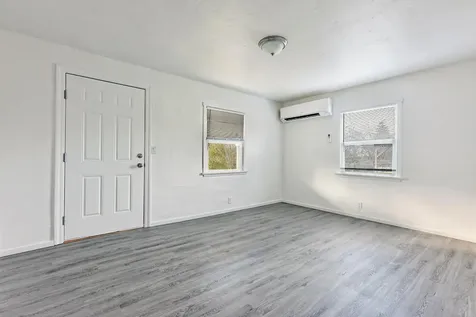 1808 Spring Street Medford OR 97504