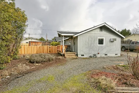 1808 Spring Street Medford OR 97504