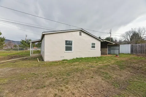 1808 Spring Street Medford OR 97504
