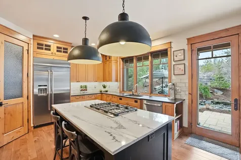 143 NW Champanelle Way Bend OR 97703
