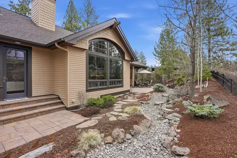 143 NW Champanelle Way Bend OR 97703