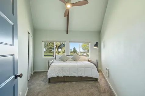 4074 SW Reif Road Powell Butte OR 97753