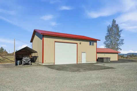 4074 SW Reif Road Powell Butte OR 97753