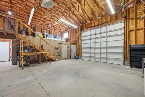 4074 SW Reif Road Powell Butte OR 97753