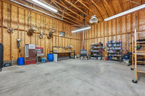 4074 SW Reif Road Powell Butte OR 97753