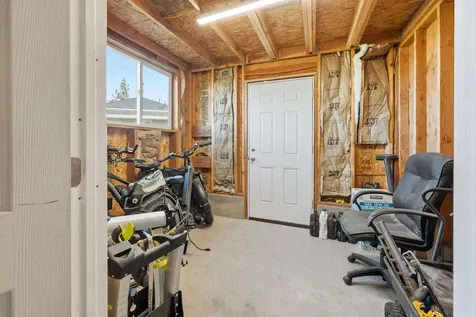 4074 SW Reif Road Powell Butte OR 97753