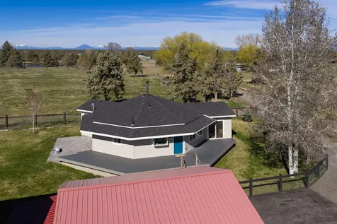 4074 SW Reif Road Powell Butte OR 97753