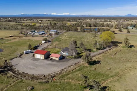 4074 SW Reif Road Powell Butte OR 97753