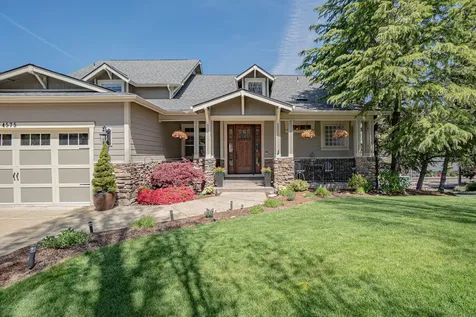 4575 Hathaway Drive Medford OR 97504