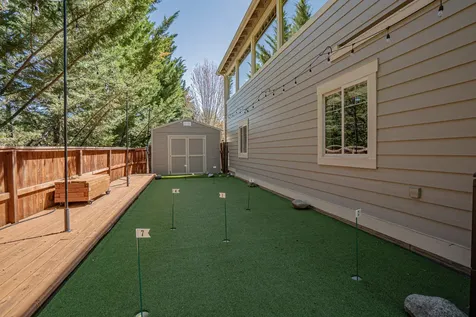 4575 Hathaway Drive Medford OR 97504