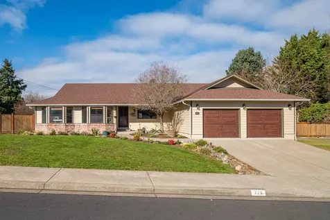 776 Delsie Drive Grants Pass OR 97527