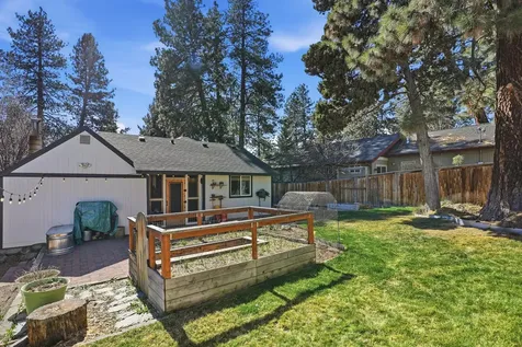 1424 NW Albany Avenue Bend OR 97703
