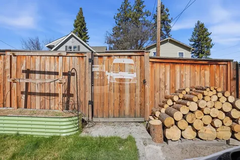 1424 NW Albany Avenue Bend OR 97703