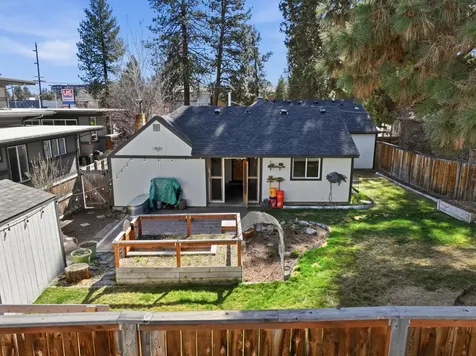 1424 NW Albany Avenue Bend OR 97703