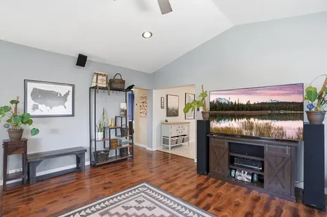 1424 NW Albany Avenue Bend OR 97703
