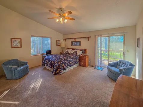 2363 Jaynes Drive Grants Pass OR 97527