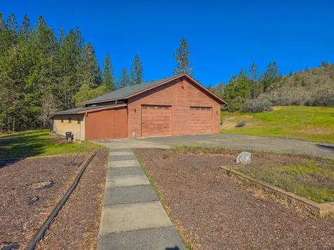 2363 Jaynes Drive Grants Pass OR 97527