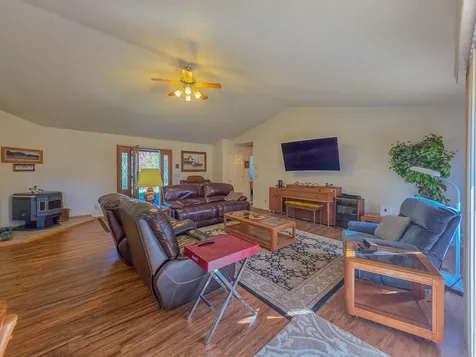 2363 Jaynes Drive Grants Pass OR 97527