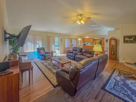 2363 Jaynes Drive Grants Pass OR 97527