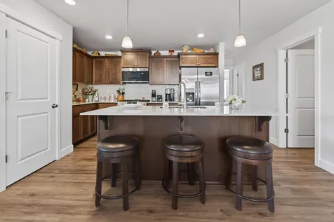 1225 NW Willow Parkway Road Madras OR 97741