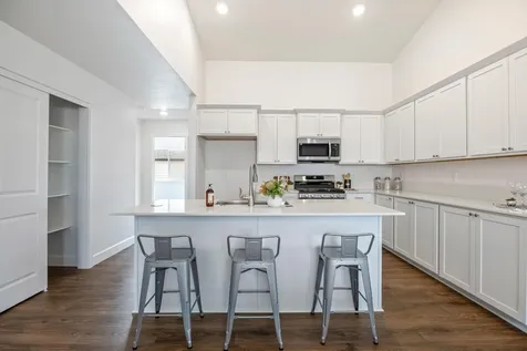 363 NW Monte Vista Avenue Madras OR 97741