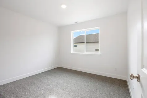363 NW Monte Vista Avenue Madras OR 97741