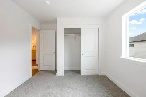 363 NW Monte Vista Avenue Madras OR 97741