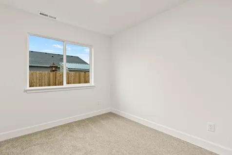 407 NW Monte Vista Avenue Madras OR 97741