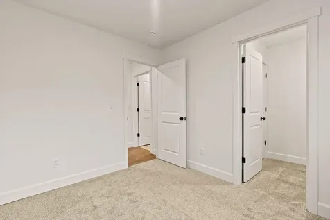 407 NW Monte Vista Avenue Madras OR 97741