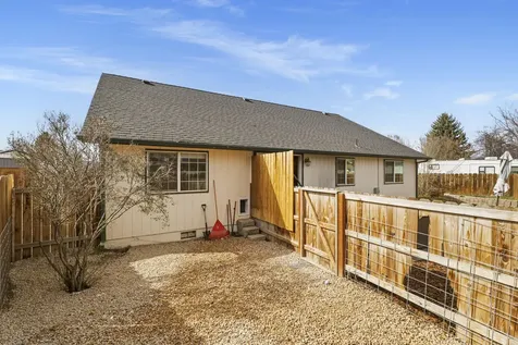1270 SE 6th Street Prineville OR 97754
