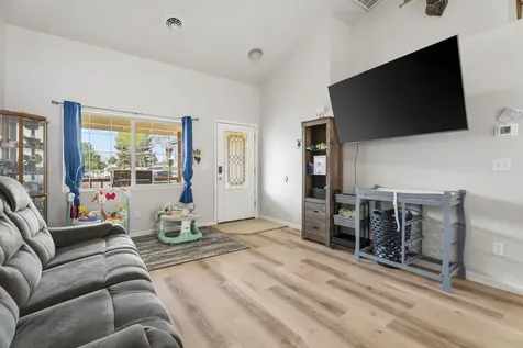 1270 SE 6th Street Prineville OR 97754