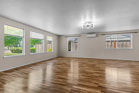 820 Garfield Street Medford OR 97501