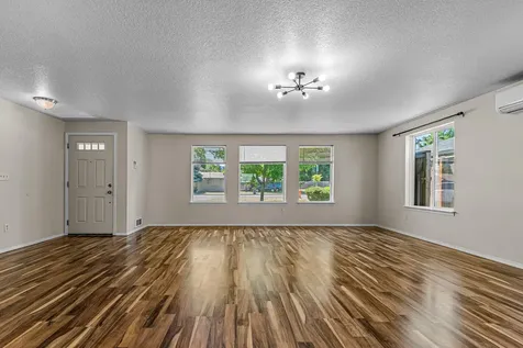 820 Garfield Street Medford OR 97501
