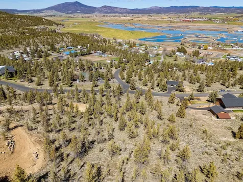 NW Crescent Rim Place Prineville OR 97754