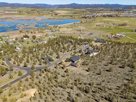 NW Crescent Rim Place Prineville OR 97754