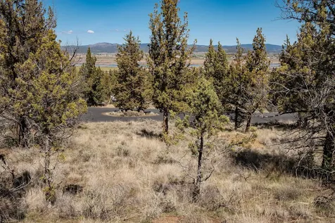 NW Crescent Rim Place Prineville OR 97754