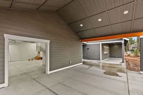 17008 Sharp Drive Bend OR 97707