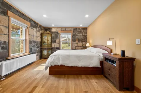 61900 Anker Lane Bend OR 97702