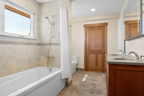 61900 Anker Lane Bend OR 97702
