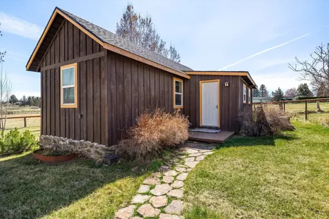 61900 Anker Lane Bend OR 97702