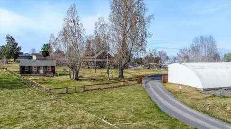 61900 Anker Lane Bend OR 97702