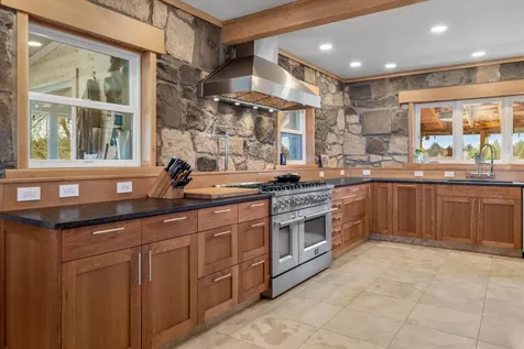 61900 Anker Lane Bend OR 97702