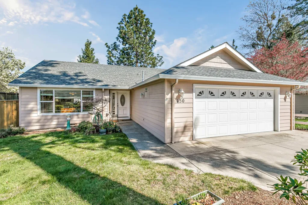 130 Rhonda Lane Phoenix OR 97535