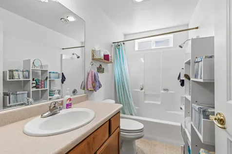 130 Rhonda Lane Phoenix OR 97535