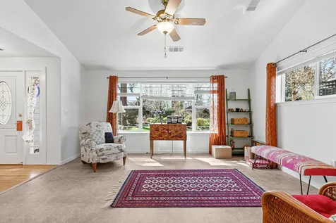 130 Rhonda Lane Phoenix OR 97535